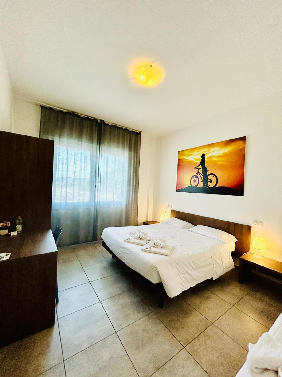 Hotel Bed & Bike Τσεζένα Εξωτερικό φωτογραφία